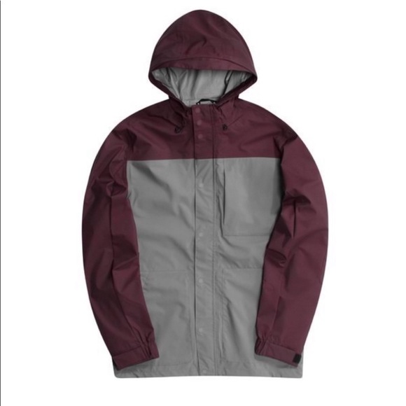 New Nike SB Shield Jacket Red/ Burgundy/ Grey Sz M - Picture 1 of 7